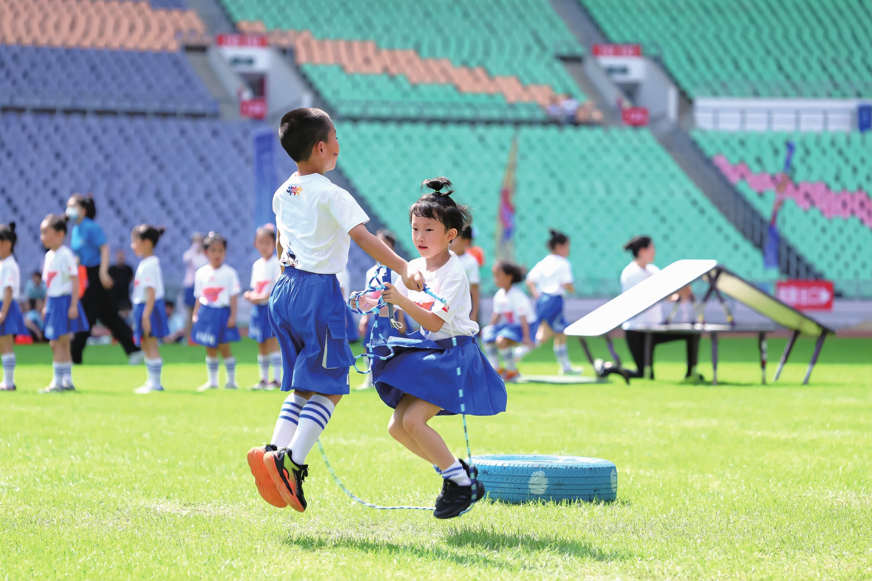 狂轰26+6+6记三分！威少梦回巅峰，国王豪取4连胜，开拓者要小心