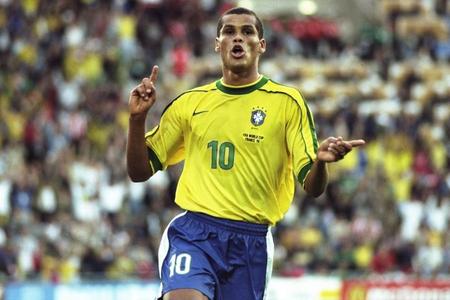 取得更大突 取得更大突